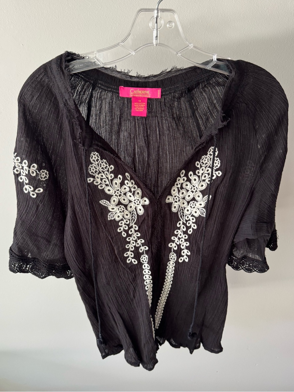 Catherine Malandrino Black Peasant Tunic with White Floral Embroidery